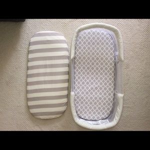 Summer Infant SwaddleMe by your side sleeper